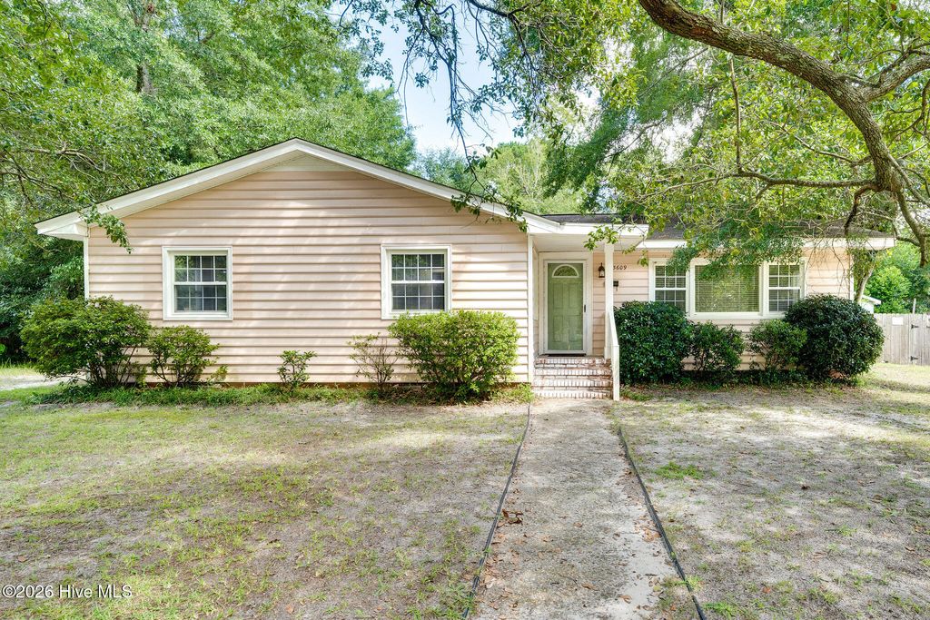 3609 Wilshire Boulevard, Wilmington, NC 28403