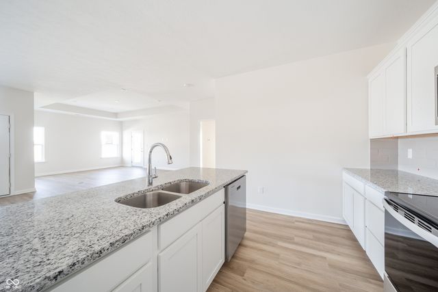 6204 Fairview Drive, Mccordsville, IN 46055