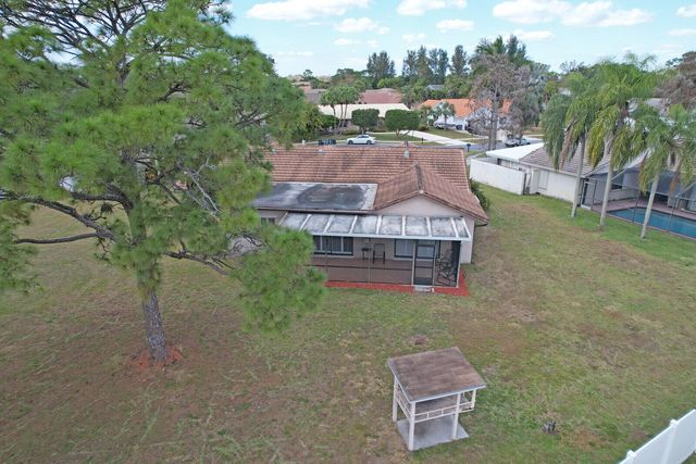 21946 White Pine Terrace, Boca Raton, FL 33428