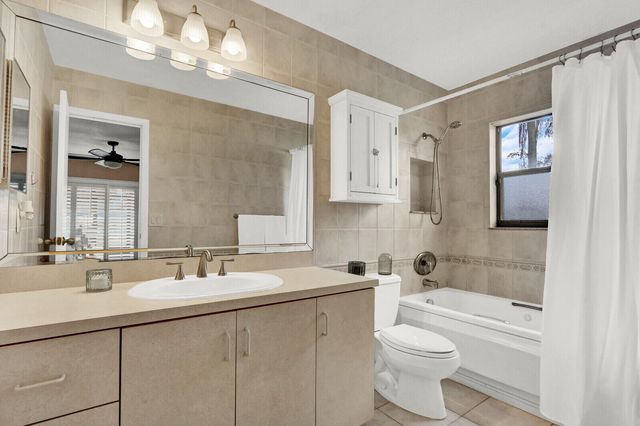 21946 White Pine Terrace, Boca Raton, FL 33428