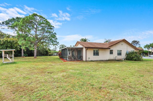 21946 White Pine Terrace, Boca Raton, FL 33428