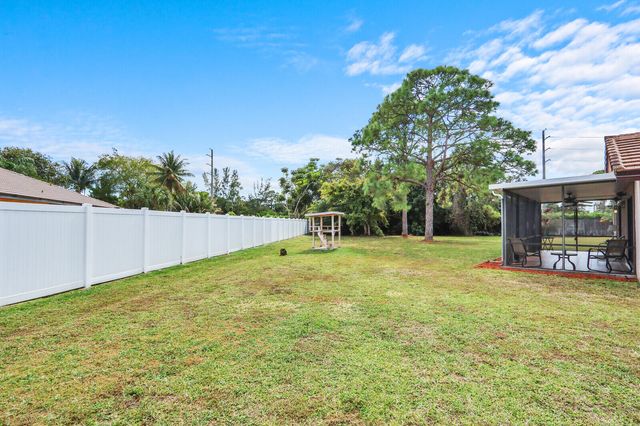 21946 White Pine Terrace, Boca Raton, FL 33428