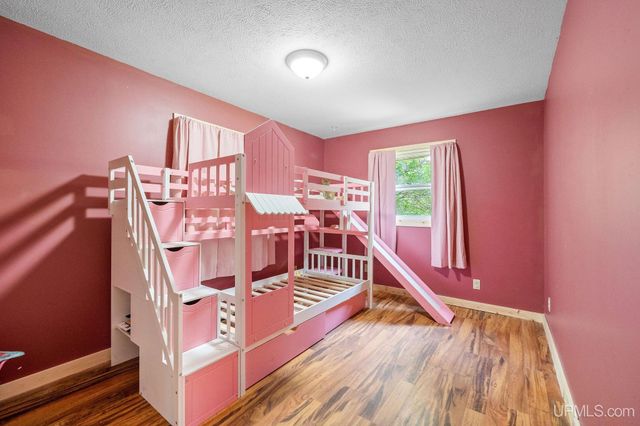 1071 N Second Avenue, Trenary, MI 49891