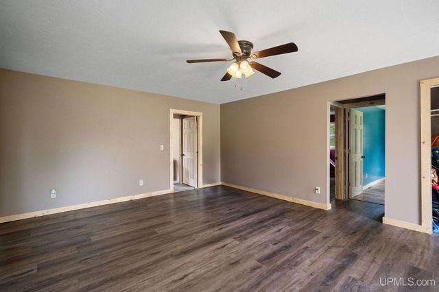 1071 N Second Avenue, Trenary, MI 49891