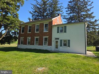 1302 GARFIELD RD, Mohrsville, PA 19541