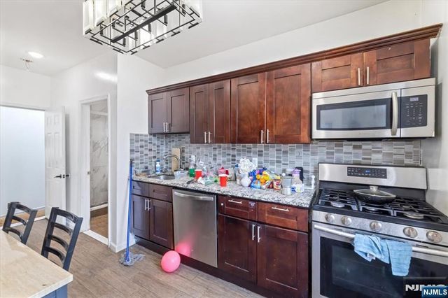 6245 Kennedy Boulevard, North Bergen, NJ 07047