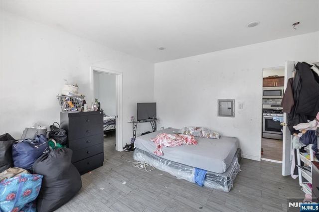 6245 Kennedy Boulevard, North Bergen, NJ 07047