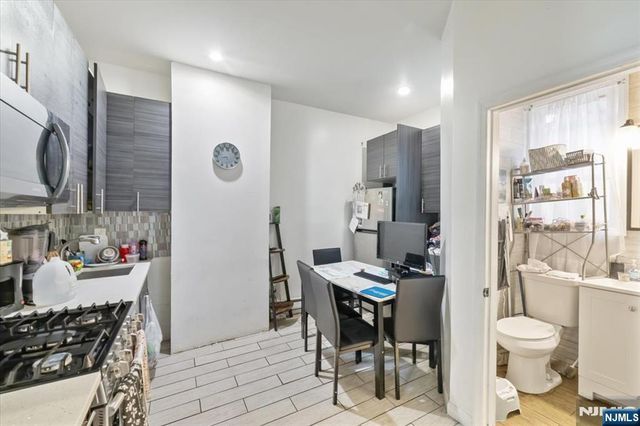 6245 Kennedy Boulevard, North Bergen, NJ 07047
