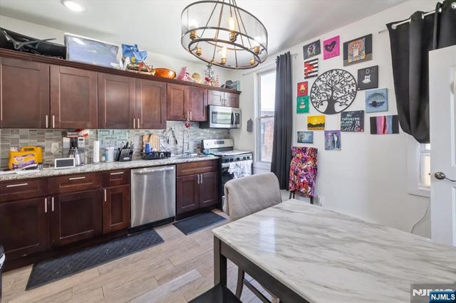 6245 Kennedy Boulevard, North Bergen, NJ 07047