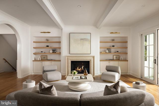 5900 KENNEDY DR, Chevy Chase, MD 20815