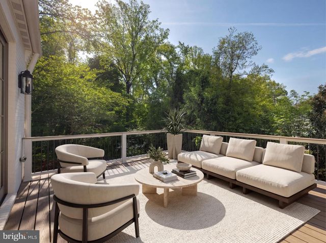 5900 KENNEDY DR, Chevy Chase, MD 20815