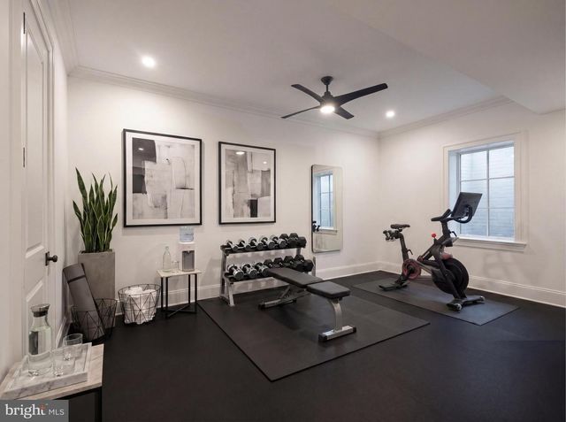 5900 KENNEDY DR, Chevy Chase, MD 20815