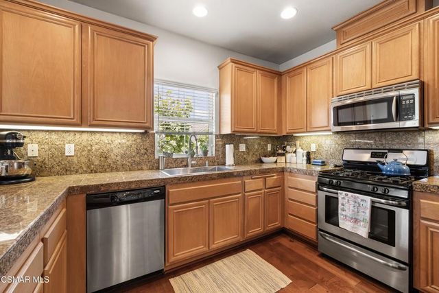 160 Via Katrina, Newbury Park, CA 91320