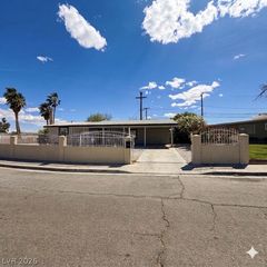 1355 Laguna Avenue, Las Vegas, NV 89169
