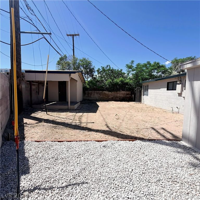 Image 36 of property listing at 1355 Laguna Avenue, Las Vegas, NV 89169
