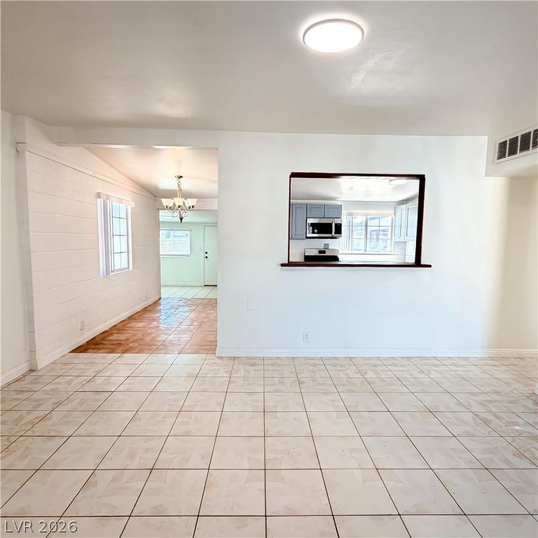 Image 6 of property listing at 1355 Laguna Avenue, Las Vegas, NV 89169