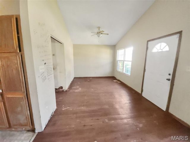 4646 S Grand Boulevard, St Louis, MO 63111
