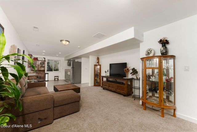 2492 W Evening Star Rd, Post Falls, ID 83854