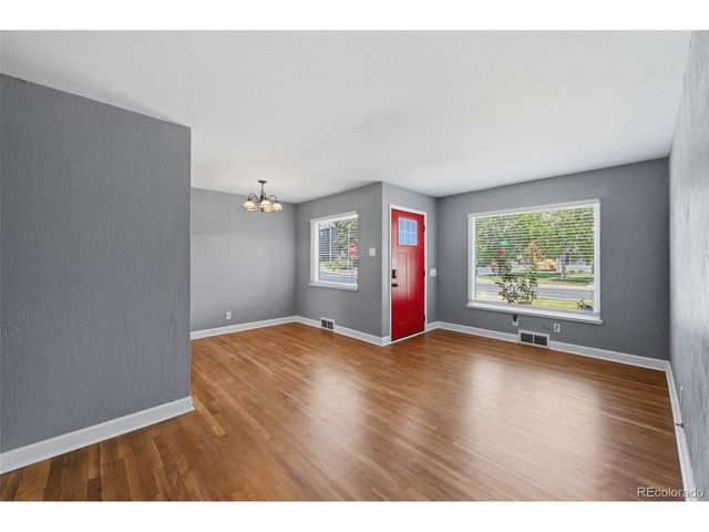 1200 Ulster St, Denver, CO 80220