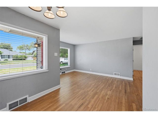 1200 Ulster St, Denver, CO 80220