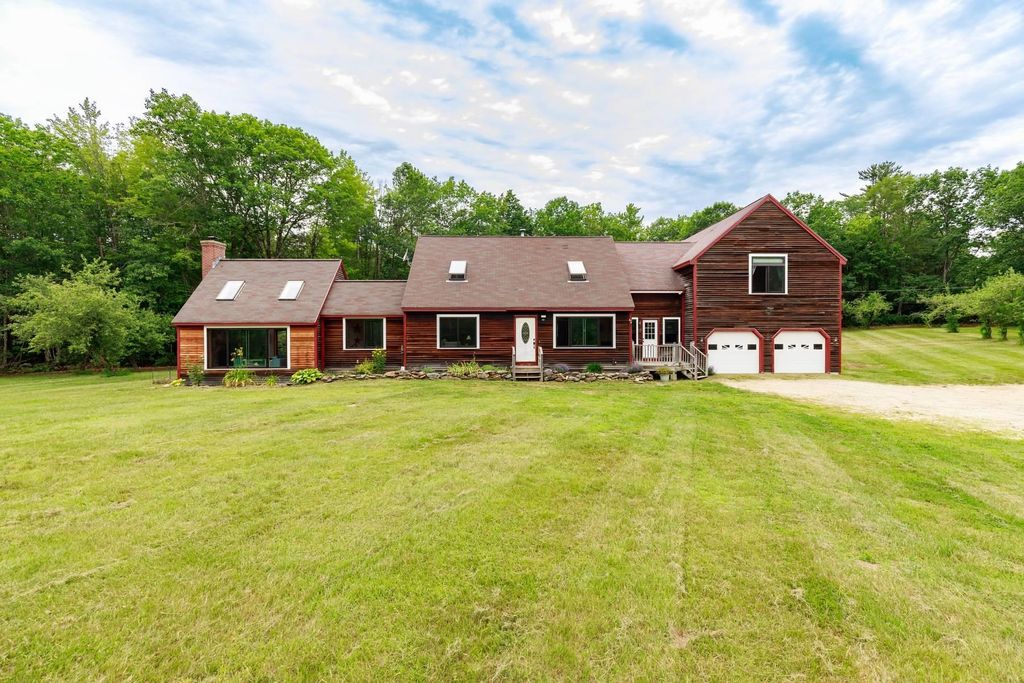 435 Old Francestown Road, Weare, NH 03281