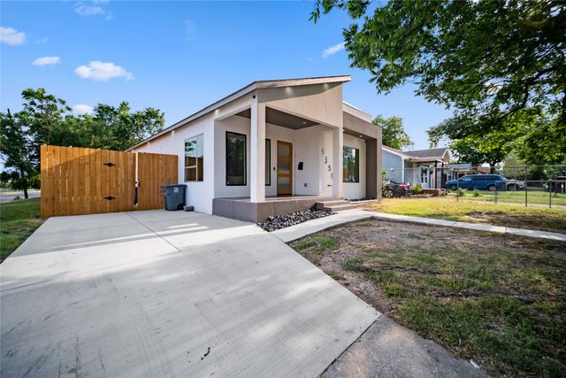 1350 Strickland Street, Dallas, TX 75216