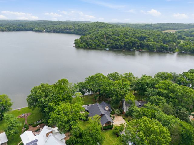 934 Gay Winds Drive, Mount Juliet, TN 37122