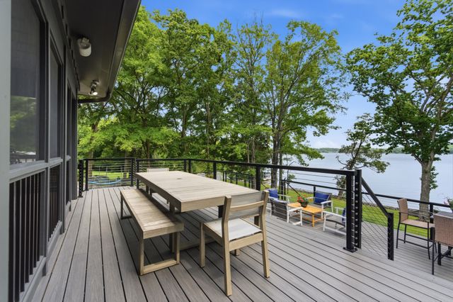 934 Gay Winds Drive, Mount Juliet, TN 37122