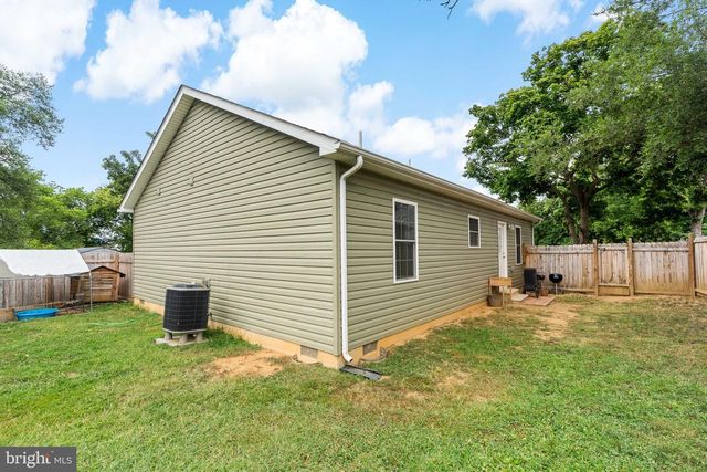 212 STRINE AVE, Martinsburg, WV 25404