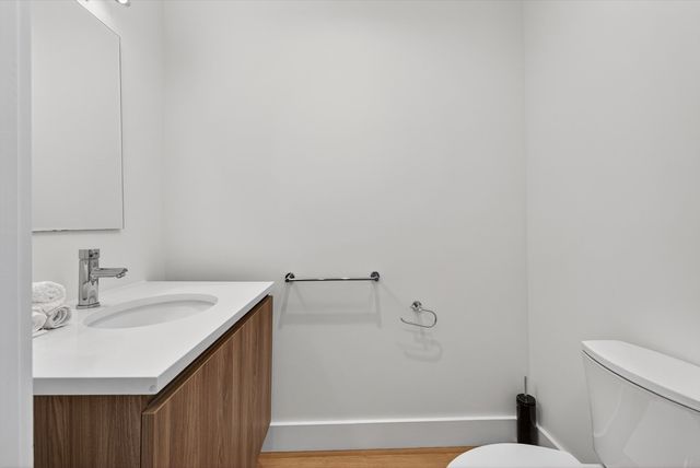 260 Beacon 201, Somerville, MA 02143