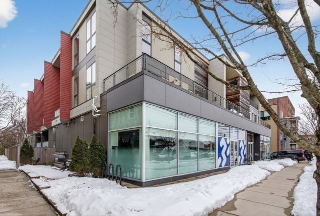 260 Beacon 201, Somerville, MA 02143