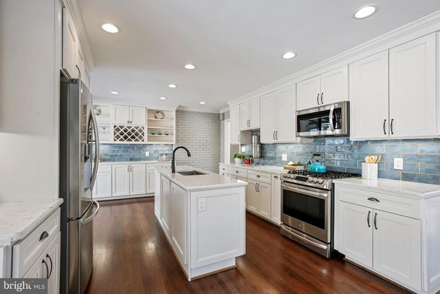 6315 HAVILAND DR, Bethesda, MD 20817