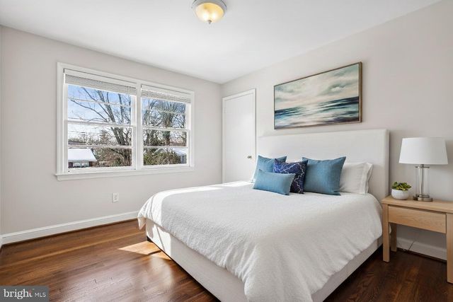 6315 HAVILAND DR, Bethesda, MD 20817