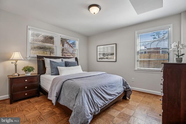 6315 HAVILAND DR, Bethesda, MD 20817