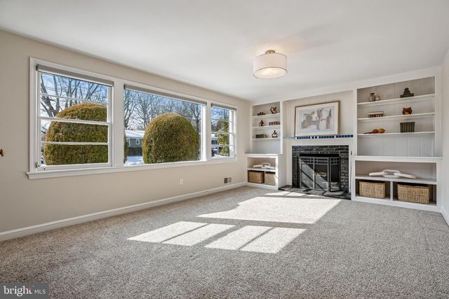 6315 HAVILAND DR, Bethesda, MD 20817