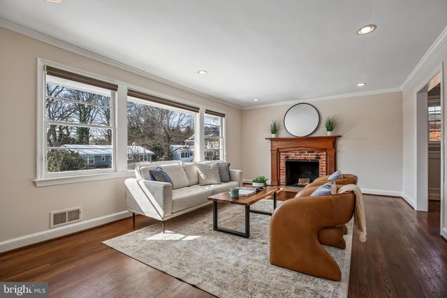 6315 HAVILAND DR, Bethesda, MD 20817