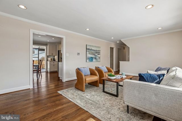 6315 HAVILAND DR, Bethesda, MD 20817