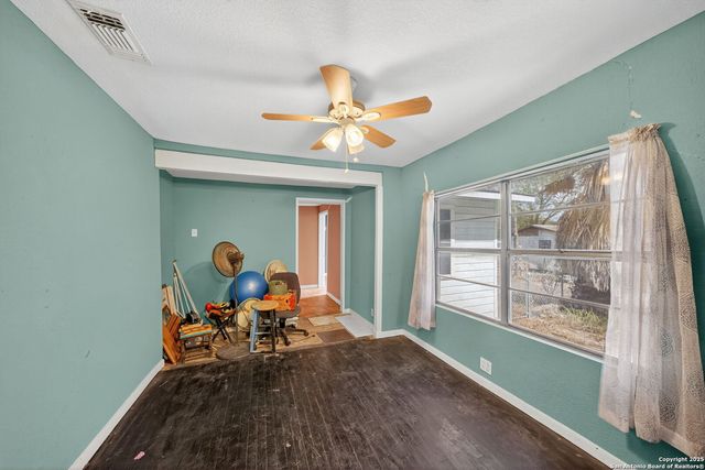 1703 San Casimiro, San Antonio, TX 78214