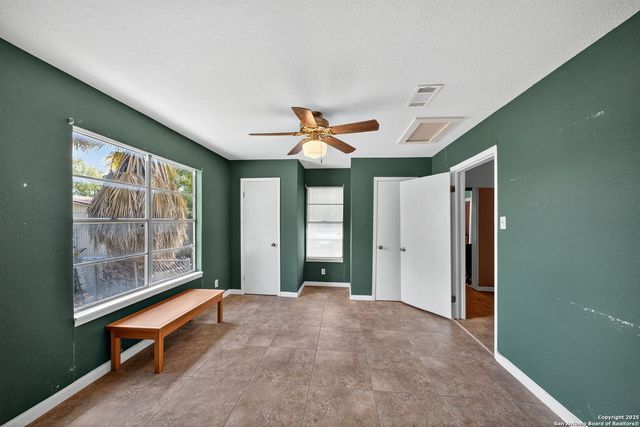 1703 San Casimiro, San Antonio, TX 78214