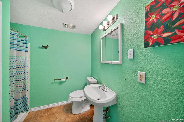 1703 San Casimiro, San Antonio, TX 78214