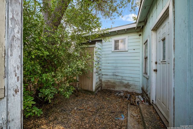 1703 San Casimiro, San Antonio, TX 78214