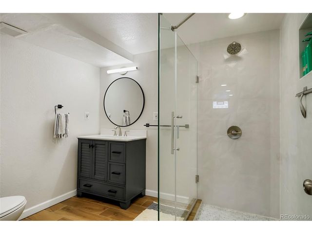 2383 S Holland St, Lakewood, CO 80227