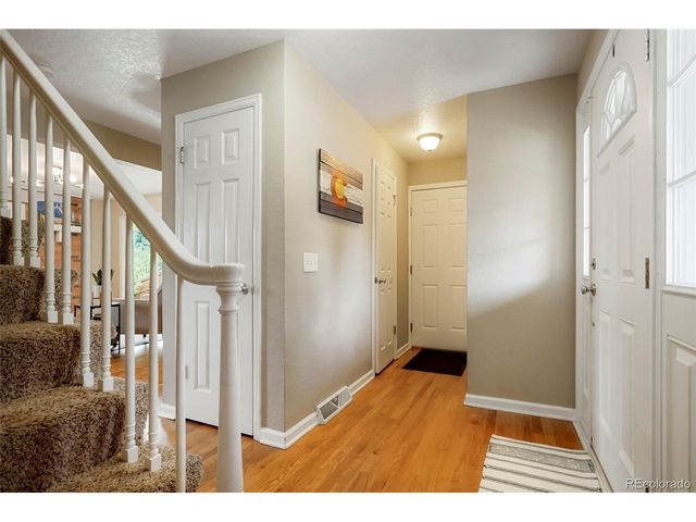2383 S Holland St, Lakewood, CO 80227