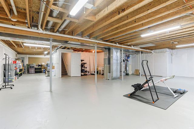 4405 Jade Crossing Drive, South Bend, IN 46628