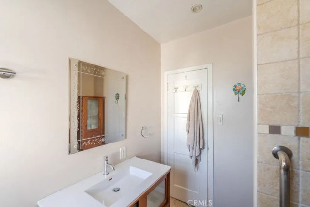 1539 W 94th Place, Los Angeles, CA 90047