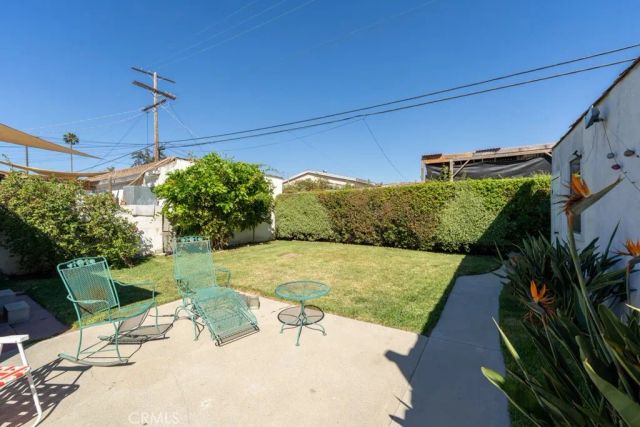 1539 W 94th Place, Los Angeles, CA 90047