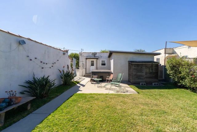 1539 W 94th Place, Los Angeles, CA 90047