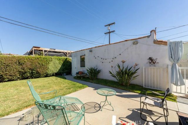 1539 W 94th Place, Los Angeles, CA 90047