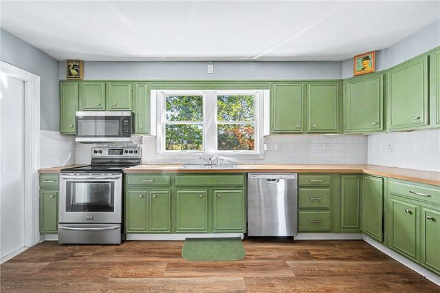 78 Newbury Avenue, Woonsocket, RI 02895