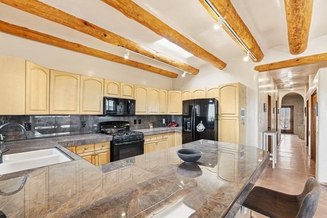 15 Deer Tank, Santa Fe, NM 87508